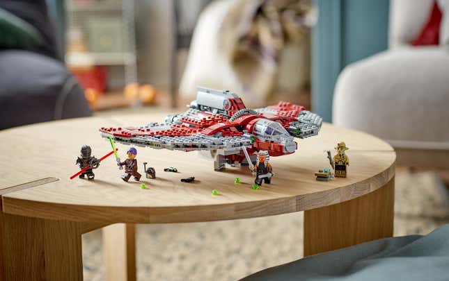 Bild zum Artikel mit dem Titel „Neue Ahsoka Lego Star Wars-Sets mit ihrem Schiff und mehr“.